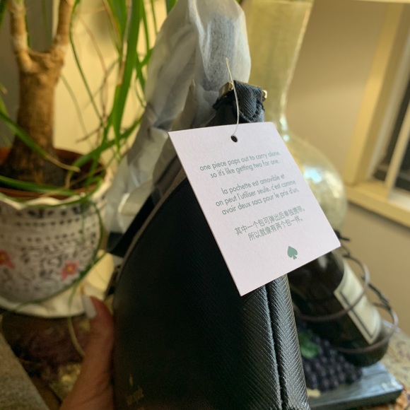 Authentic Kate Spade Saffiano leather top zip Crosby w large card holder - Picture 15 of 16